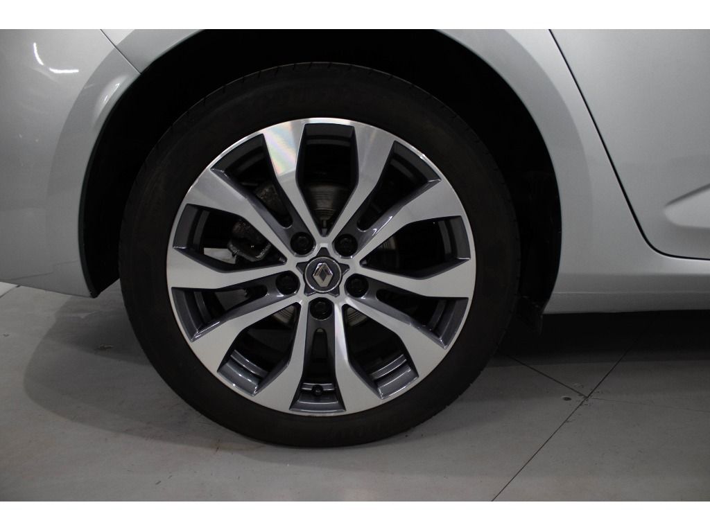 renault-megane-sport-tourer-2023-diesel-1461cc