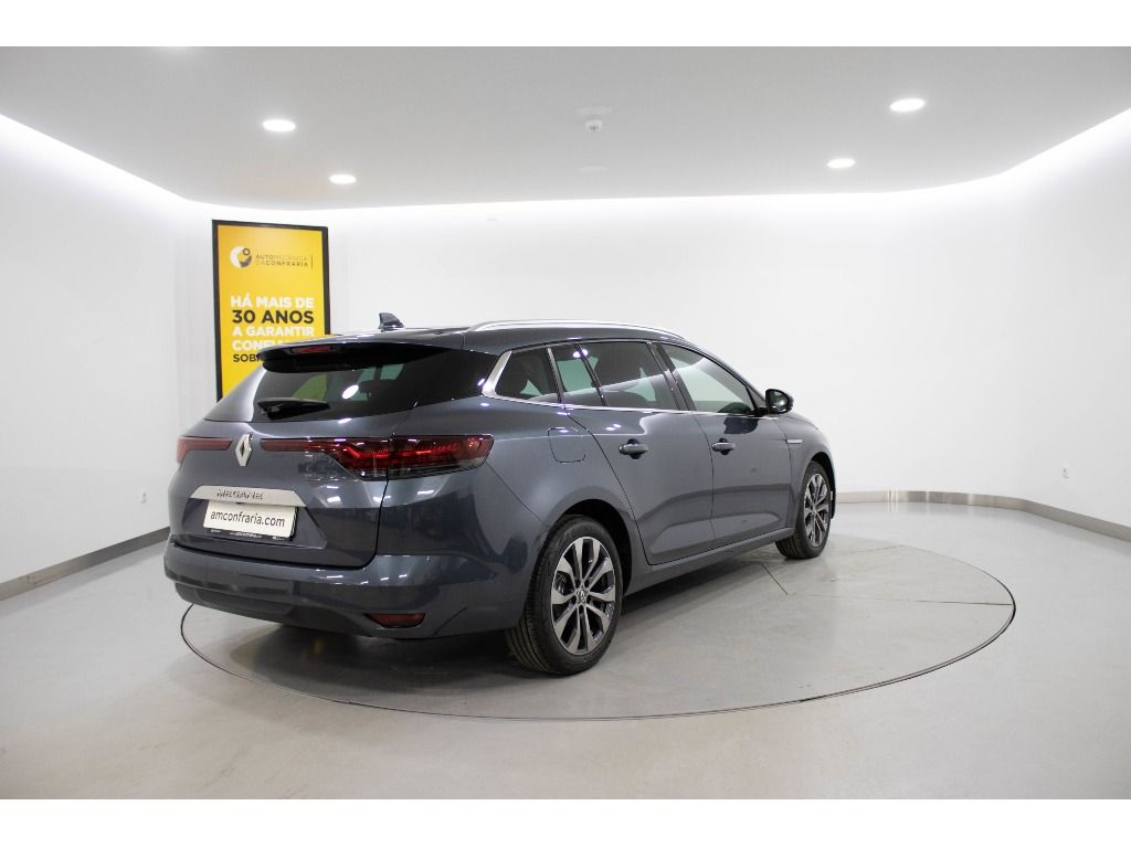 renault-megane-sport-tourer-2022-diesel-1461cc