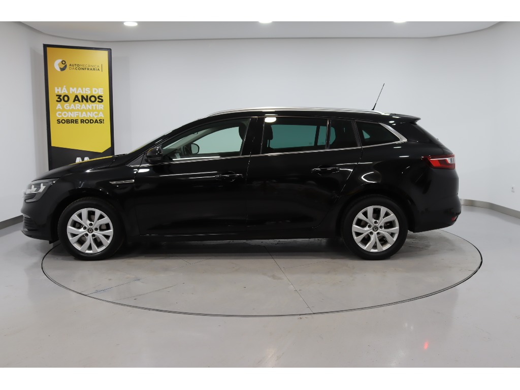 renault-megane-sport-tourer-2021-diesel-1461cc