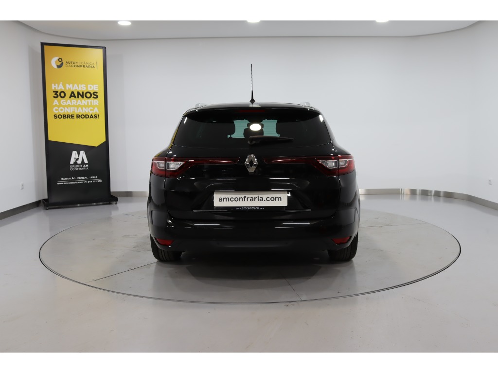 renault-megane-sport-tourer-2021-diesel-1461cc