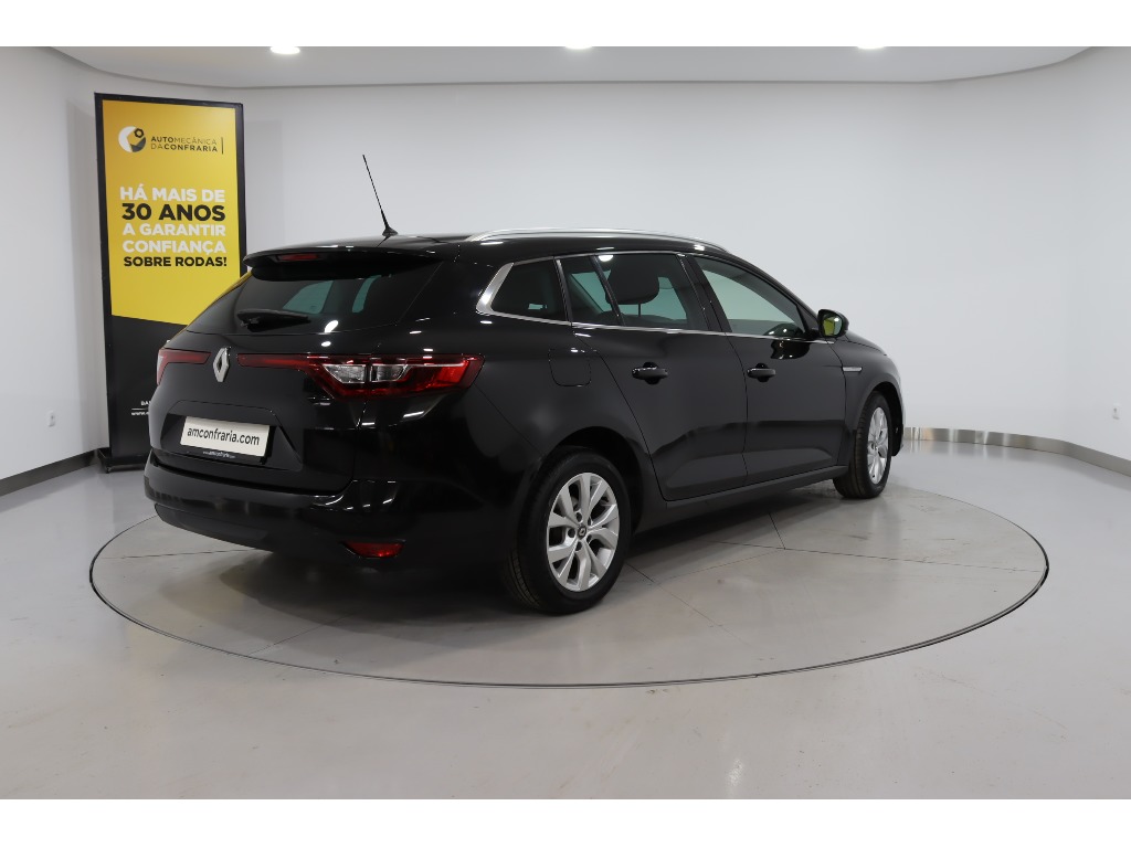 renault-megane-sport-tourer-2021-diesel-1461cc