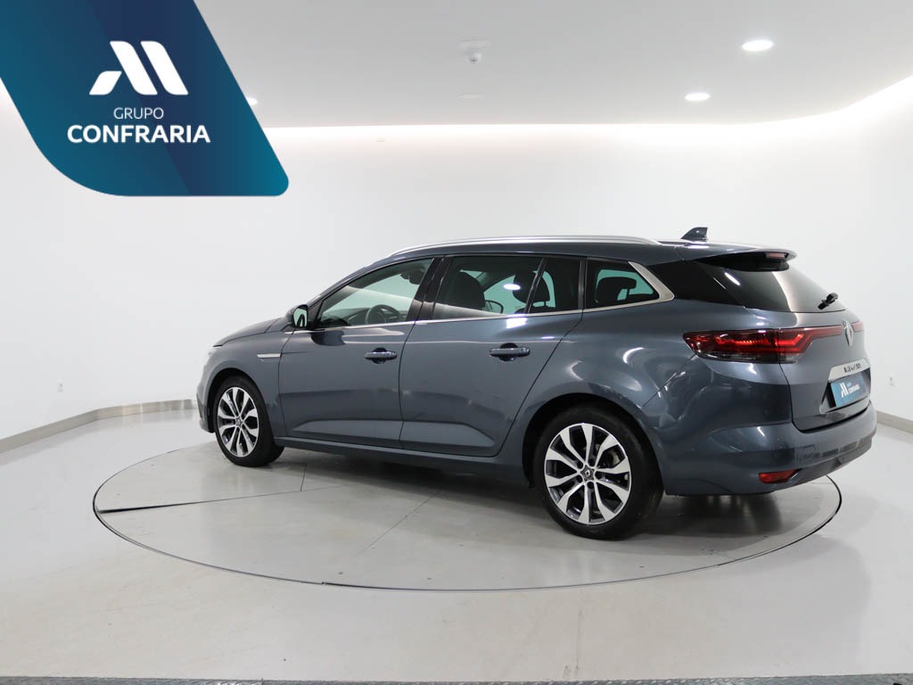 renault-megane-sport-tourer-2023-diesel-1461cc