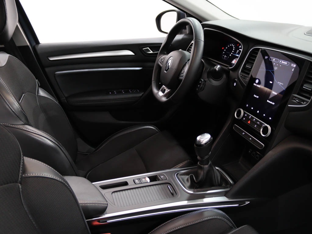 renault-megane-sport-tourer-2023-diesel-1461cc