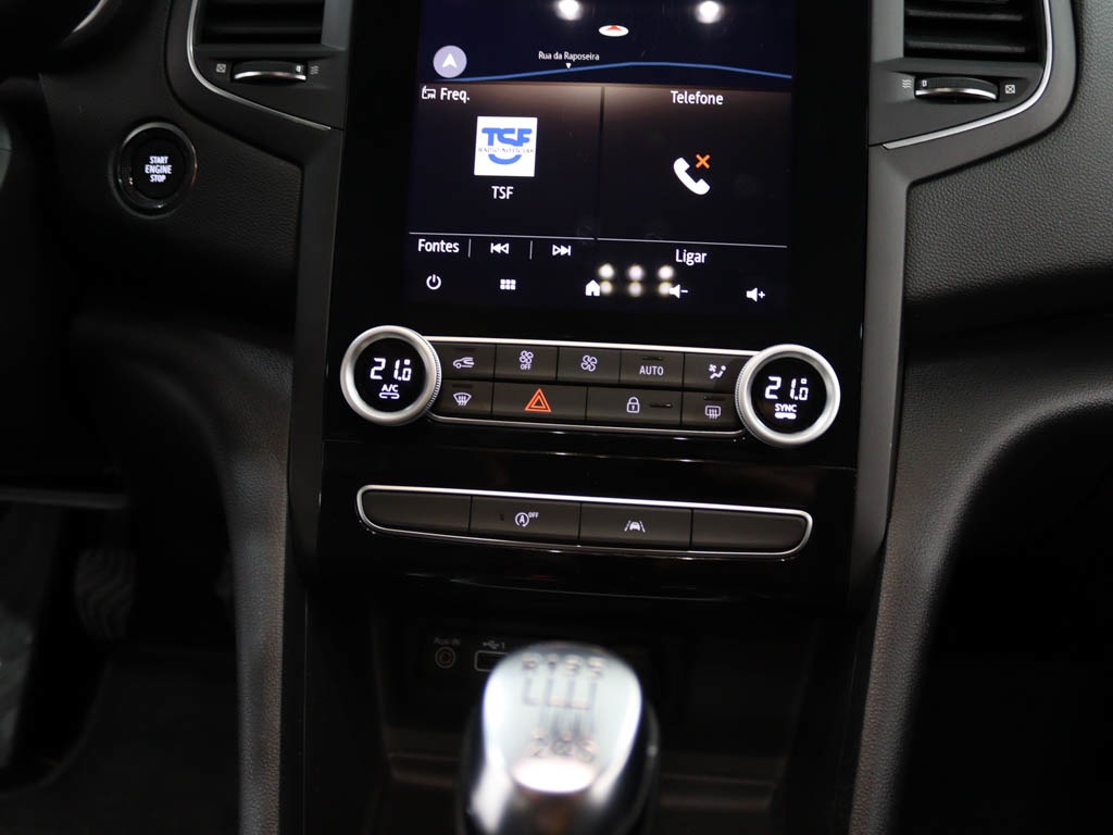 renault-megane-sport-tourer-2023-diesel-1461cc