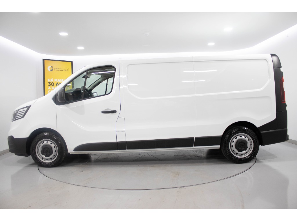renault-trafic-2024-diesel-1997cc