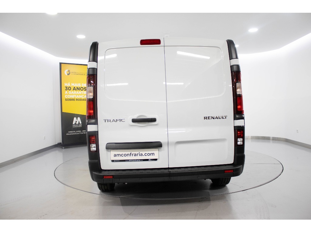 renault-trafic-2024-diesel-1997cc