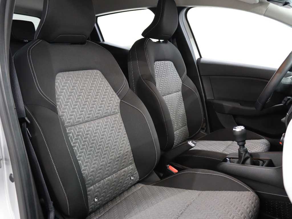 renault-clio-2023-gpl-999cc