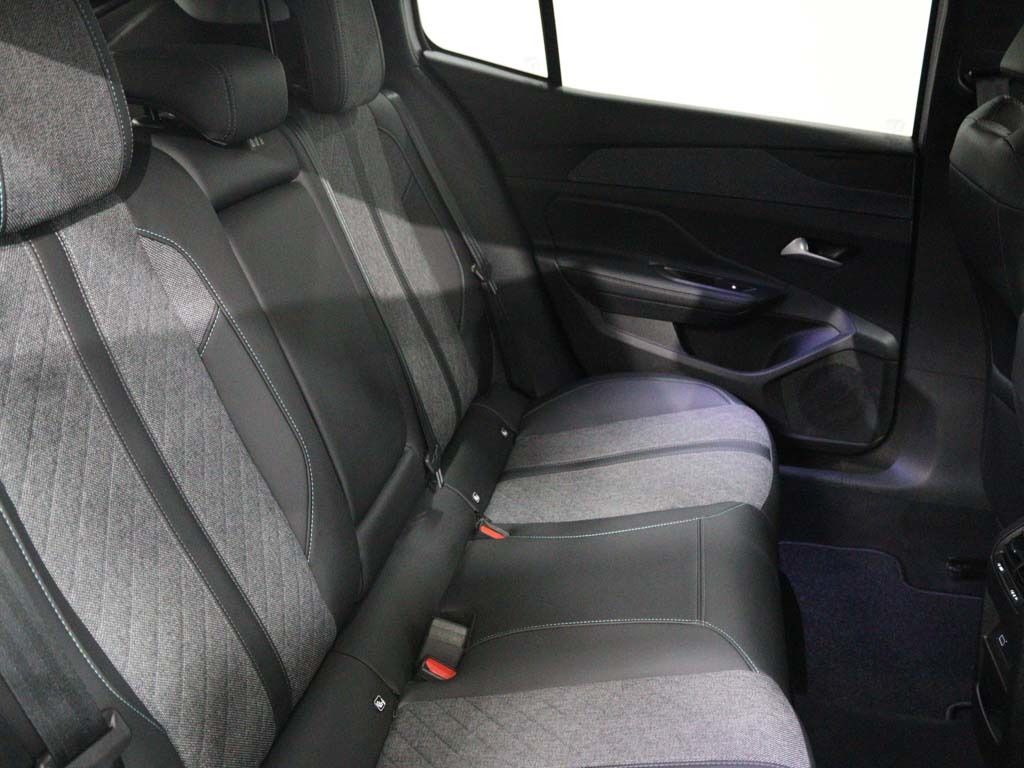 peugeot-408-2024-gasolina-1199cc