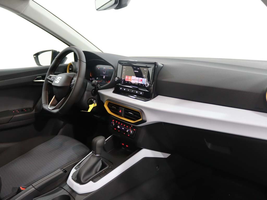 seat-arona-2025-gasolina-999cc
