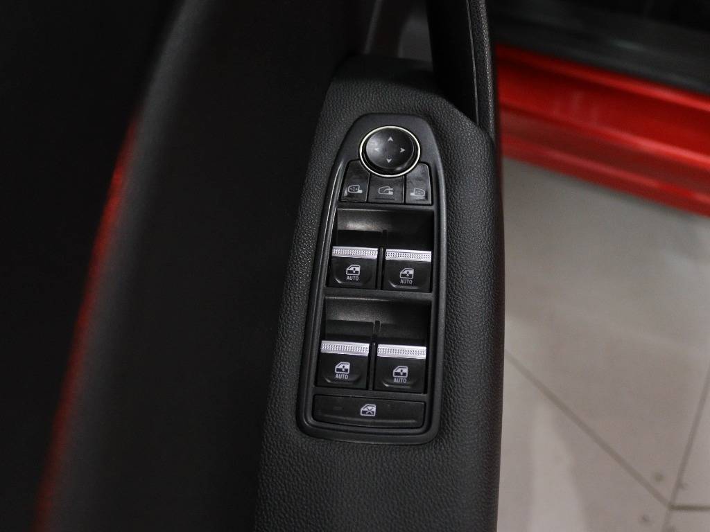 renault-captur-2022-hibrido-1598cc