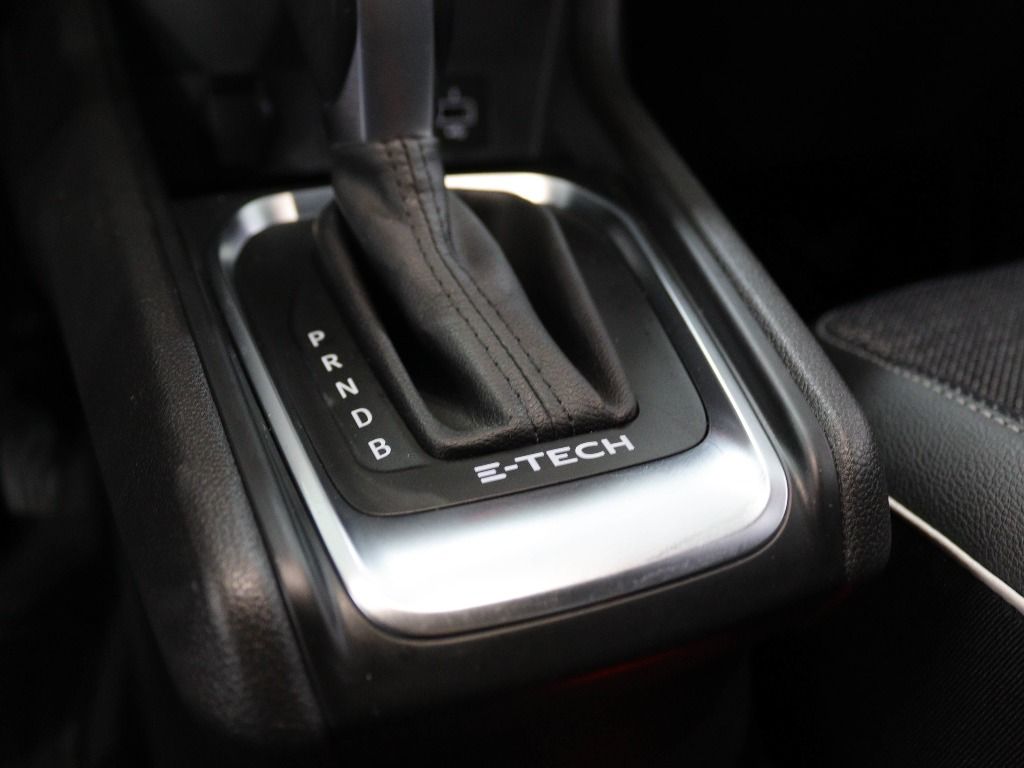 renault-captur-2022-hibrido-1598cc