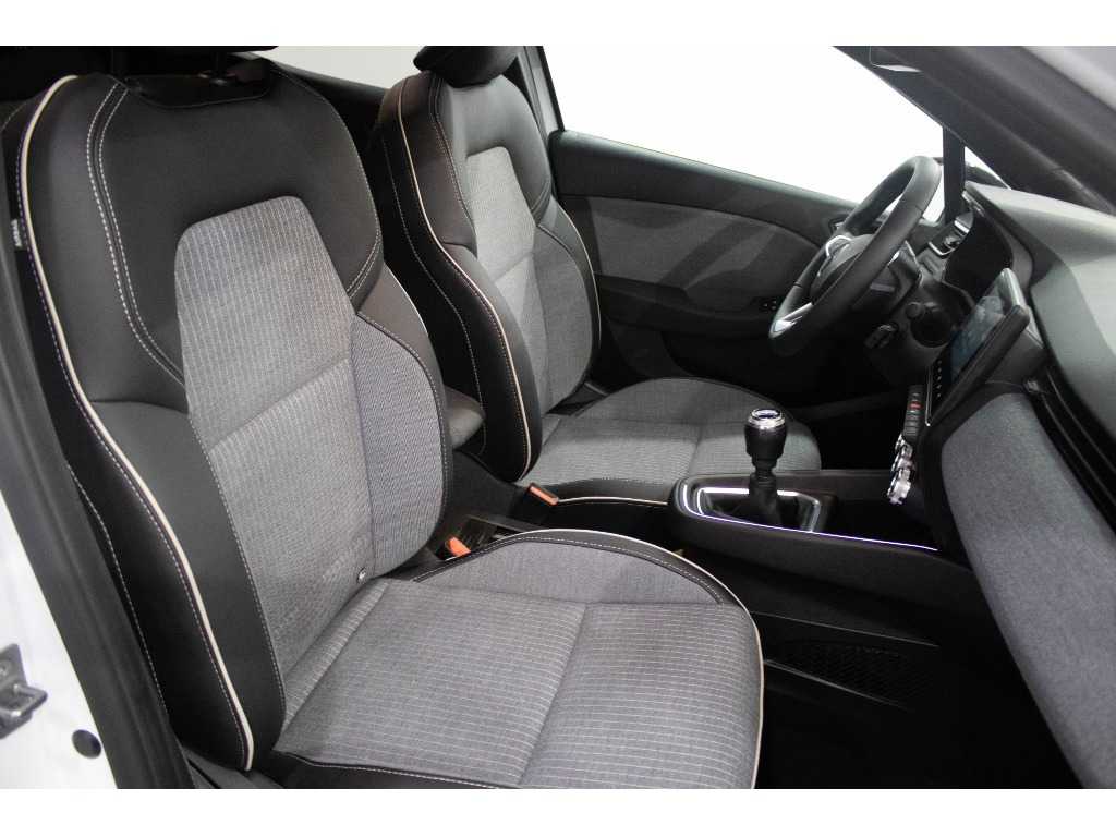 renault-clio-2024-gasolina-999cc