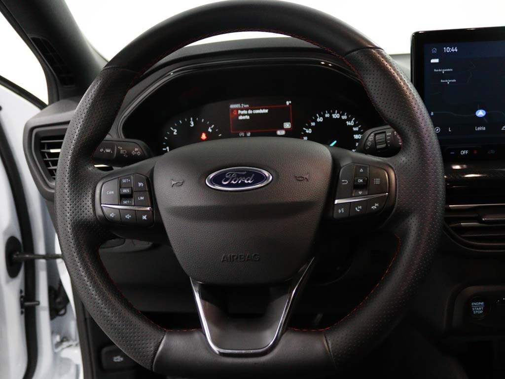 ford-focus-2024-diesel-1499cc