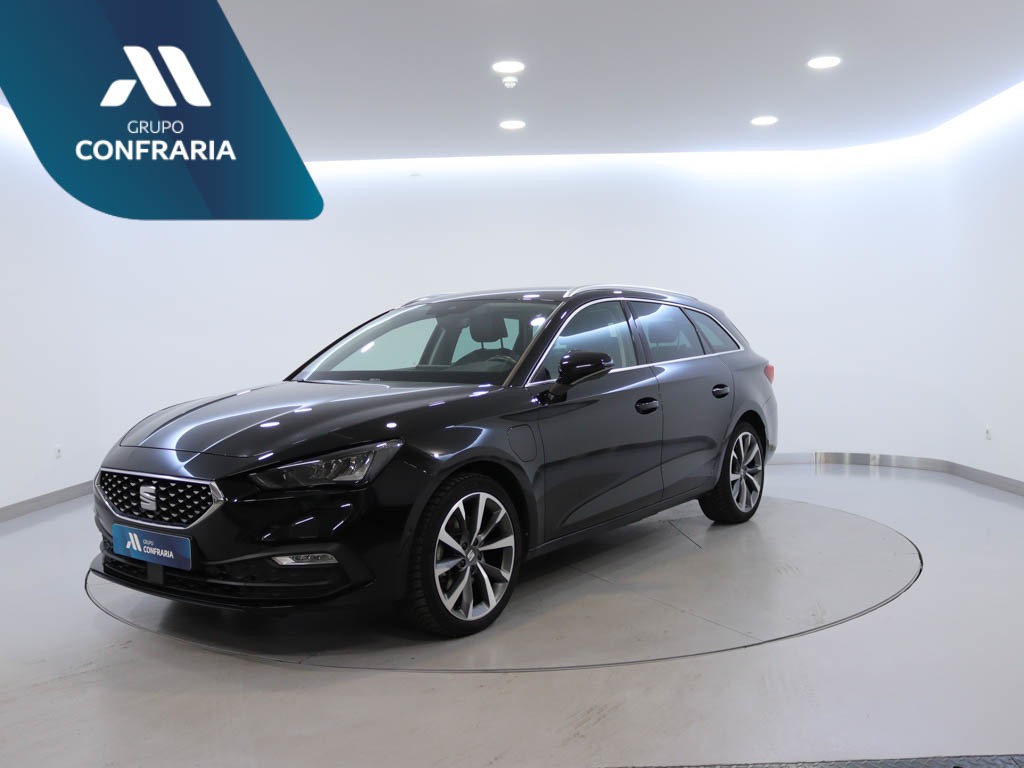 seat-leon-st-2023-hibrido-1395cc