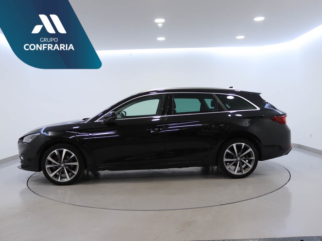 seat-leon-st-2023-hibrido-1395cc
