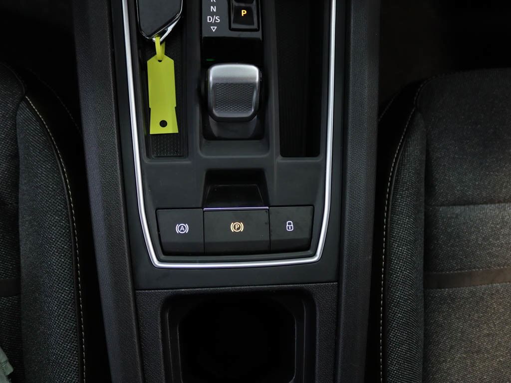 seat-leon-st-2023-hibrido-1395cc