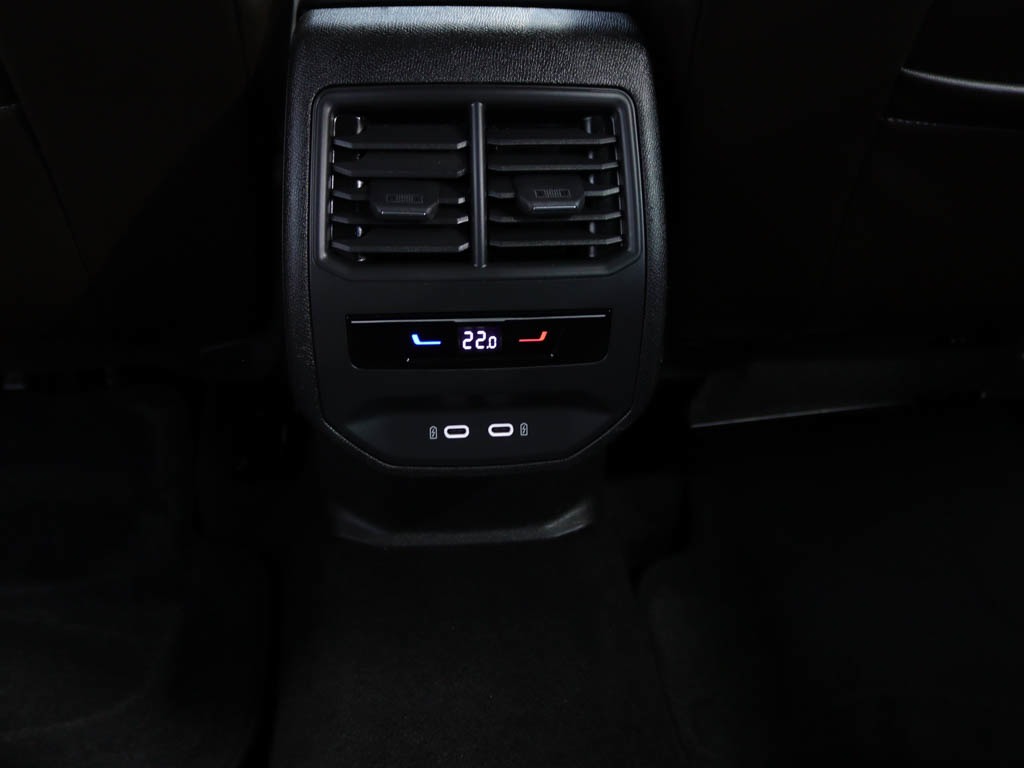seat-leon-st-2023-hibrido-1395cc