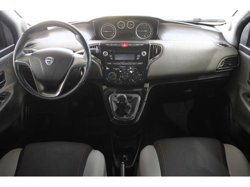 lancia-ypsilon-2013-diesel-1248cc