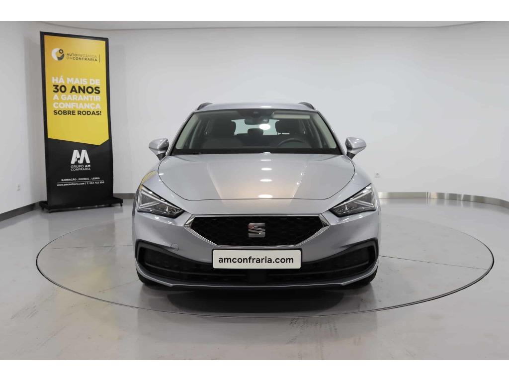 seat-leon-st-2023-gasolina-999cc