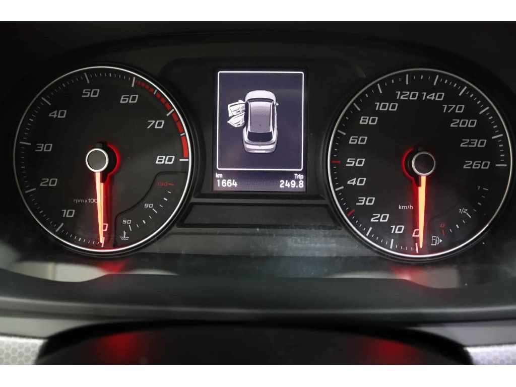 seat-leon-st-2023-gasolina-999cc