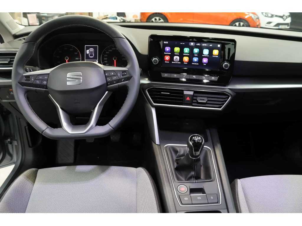 seat-leon-st-2023-gasolina-999cc