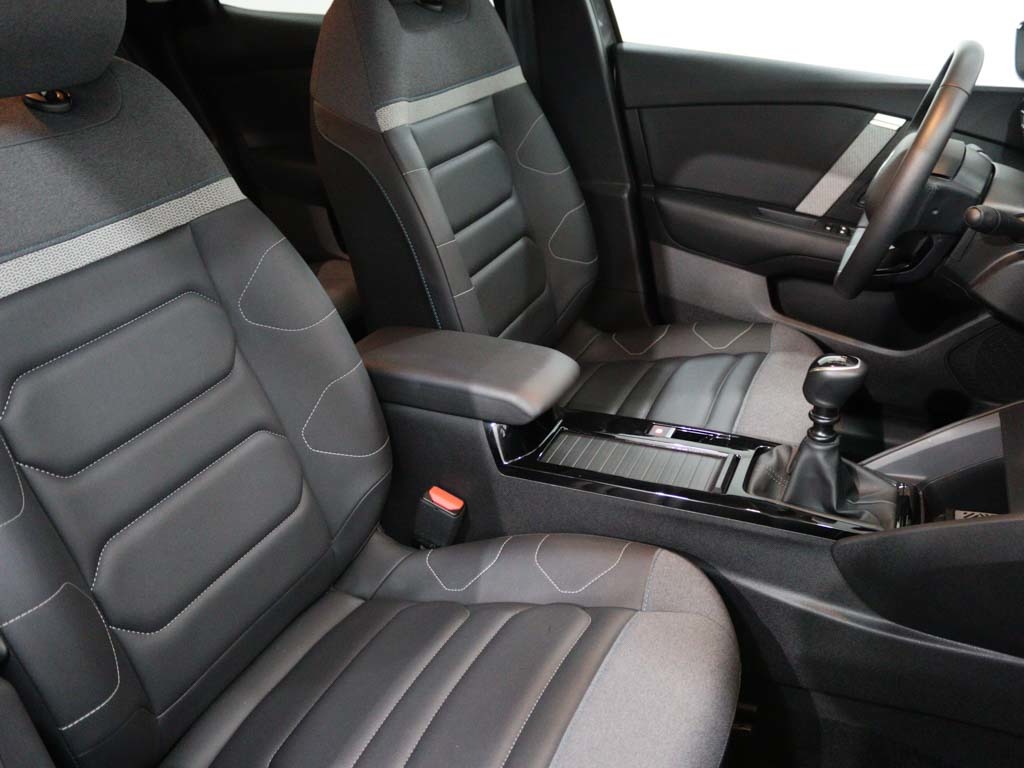 citroen-c4-2024-gasolina-1199cc