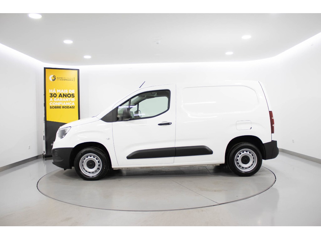 opel-combo-van-2021-diesel-1499cc