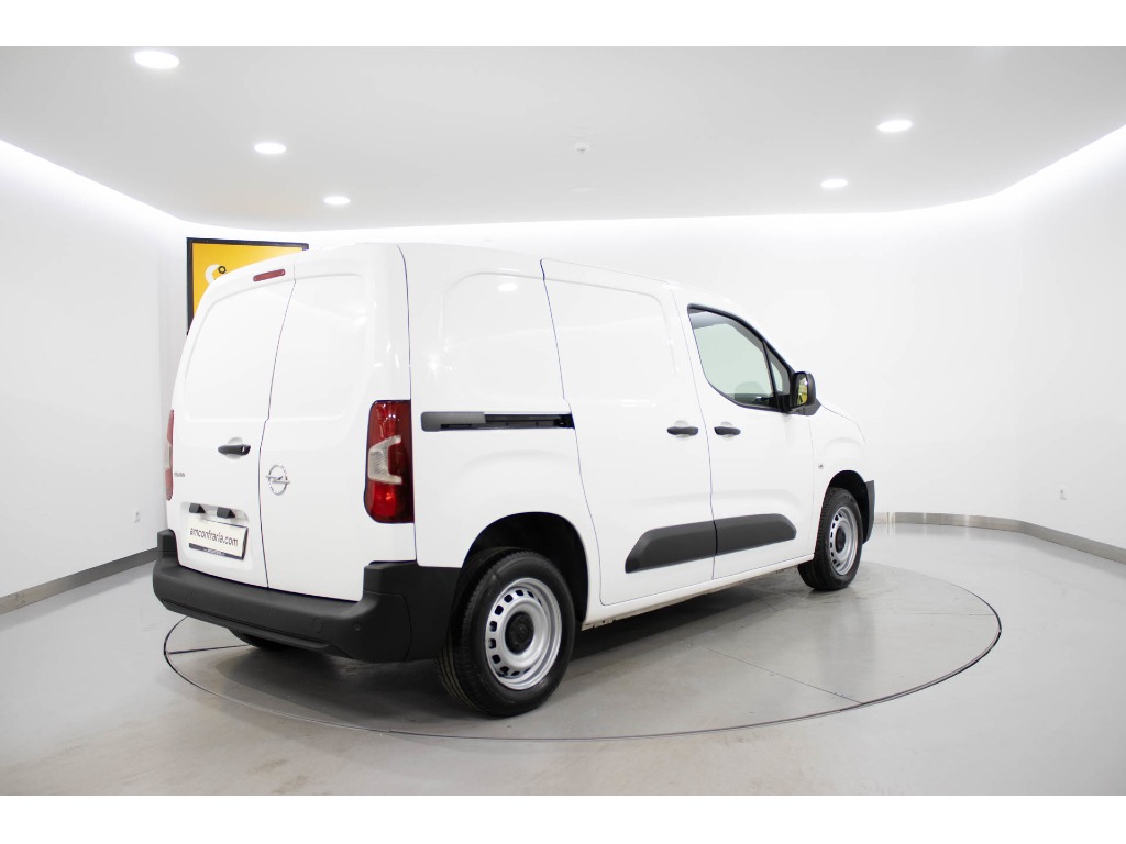 opel-combo-van-2021-diesel-1499cc