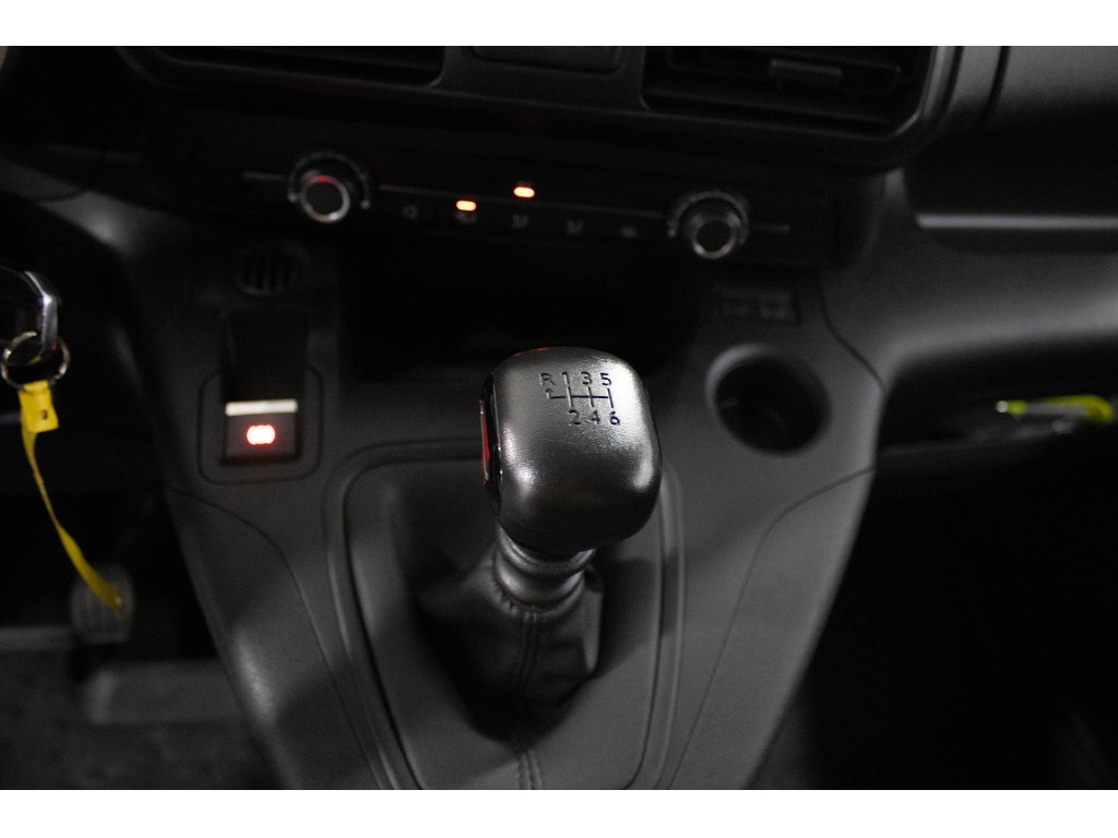 opel-combo-van-2021-diesel-1499cc