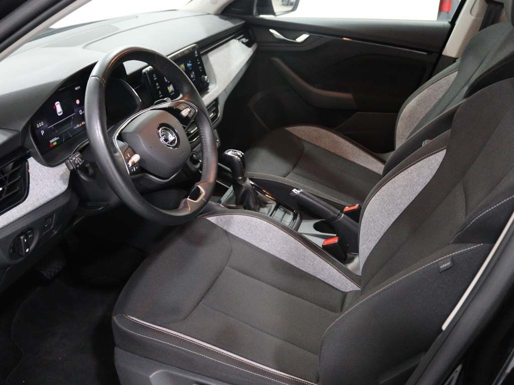 skoda-kamiq-2024-gasolina-999cc