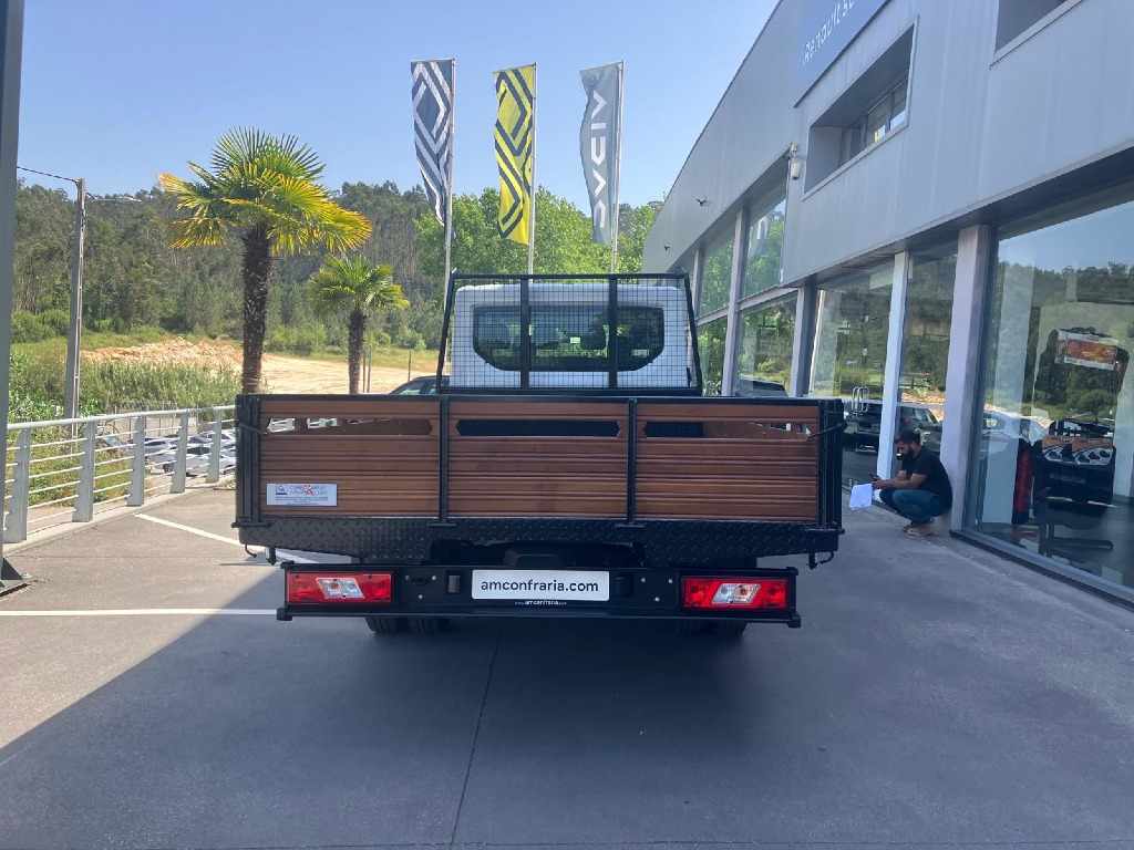 ford-transit-2025-diesel-1996cc
