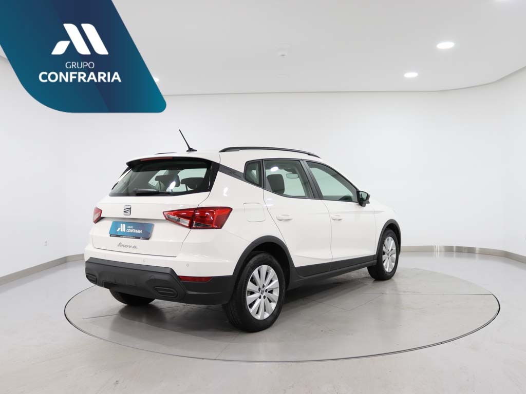 seat-arona-2023-gasolina-999cc
