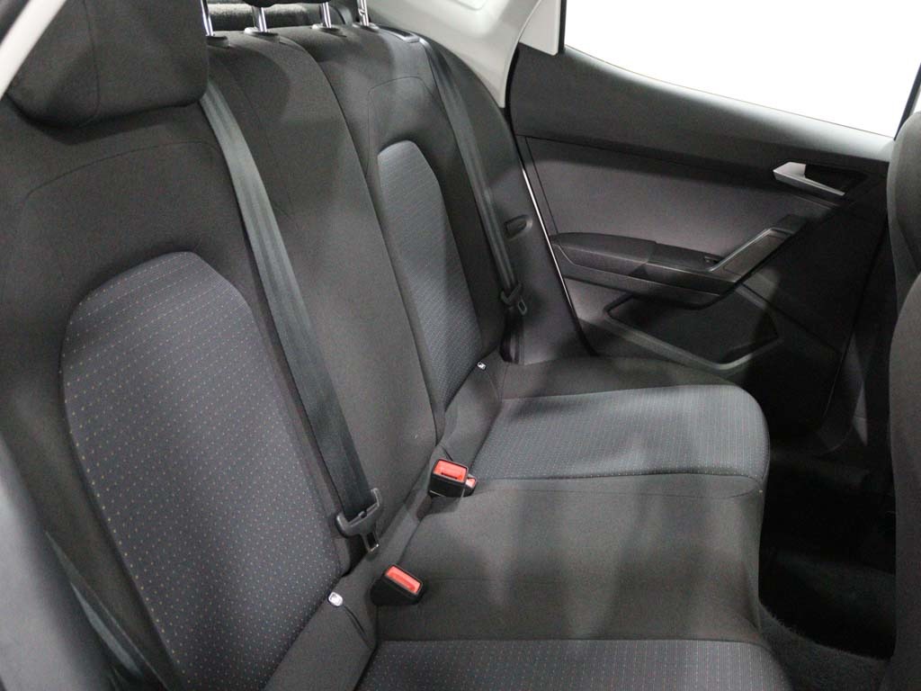 seat-arona-2023-gasolina-999cc