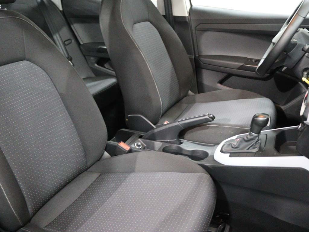 seat-arona-2023-gasolina-999cc