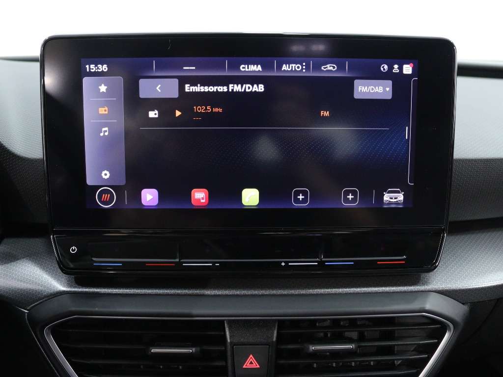 seat-leon-st-2024-gasolina-999cc