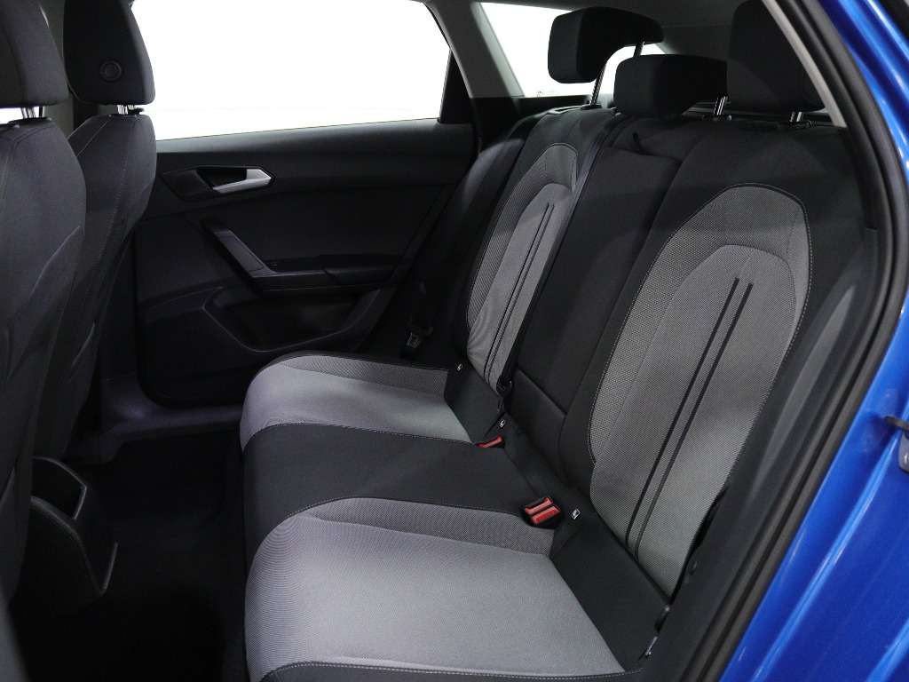 seat-leon-st-2024-gasolina-999cc