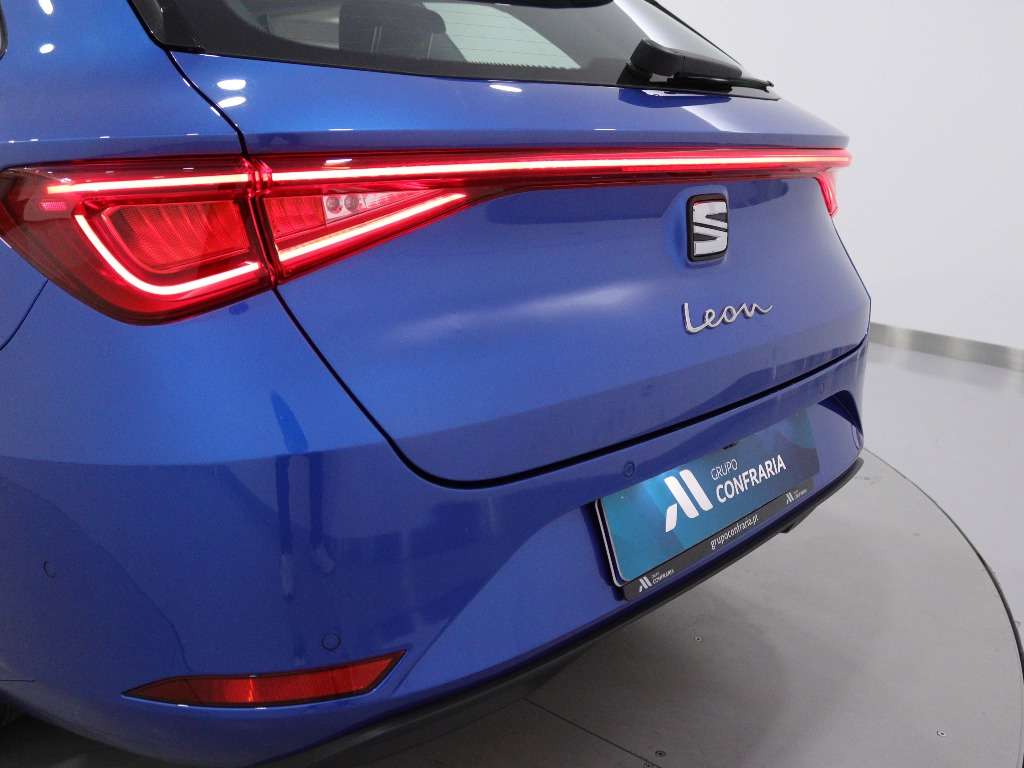 seat-leon-st-2024-gasolina-999cc
