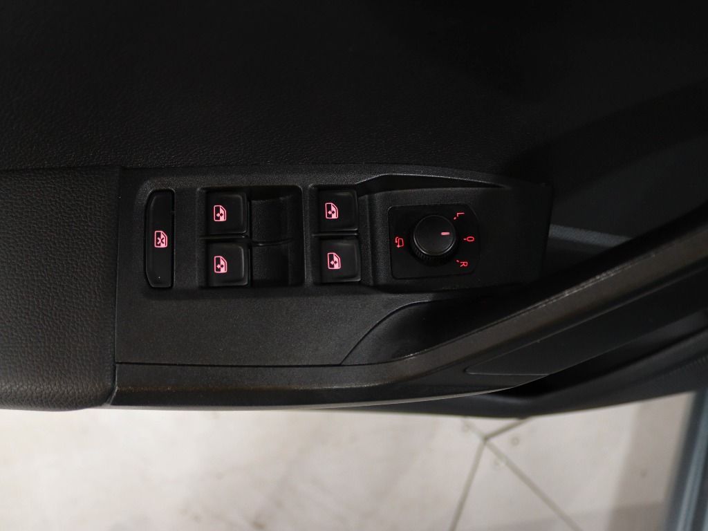 seat-ibiza-2018-diesel-1598cc