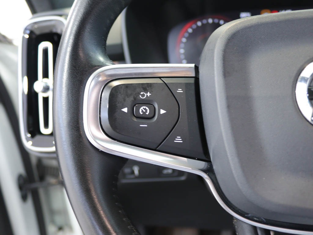 volvo-xc40-2020-diesel-1969cc
