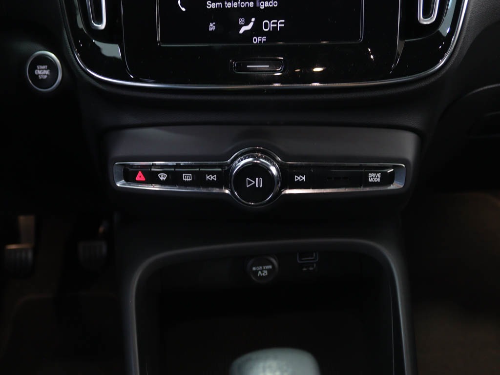 volvo-xc40-2020-diesel-1969cc