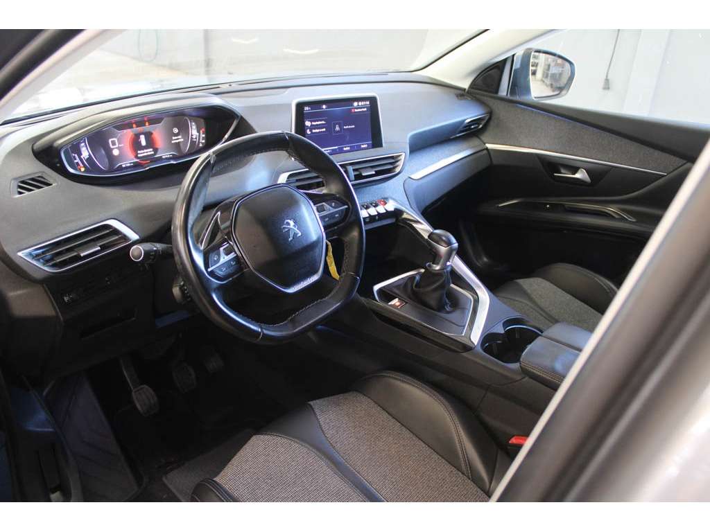 peugeot-3008-2017-diesel-1598cc