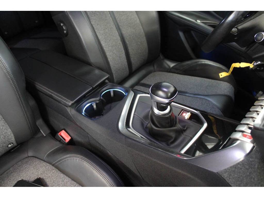 peugeot-3008-2017-diesel-1598cc