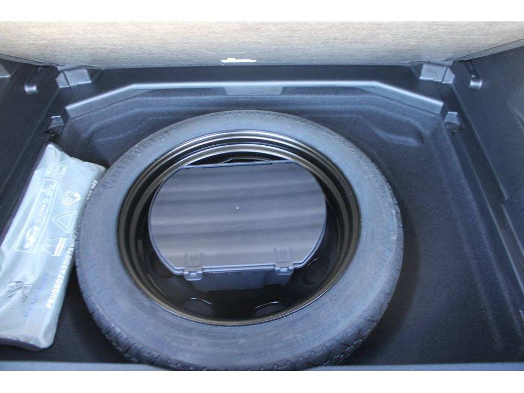 peugeot-3008-2017-diesel-1598cc