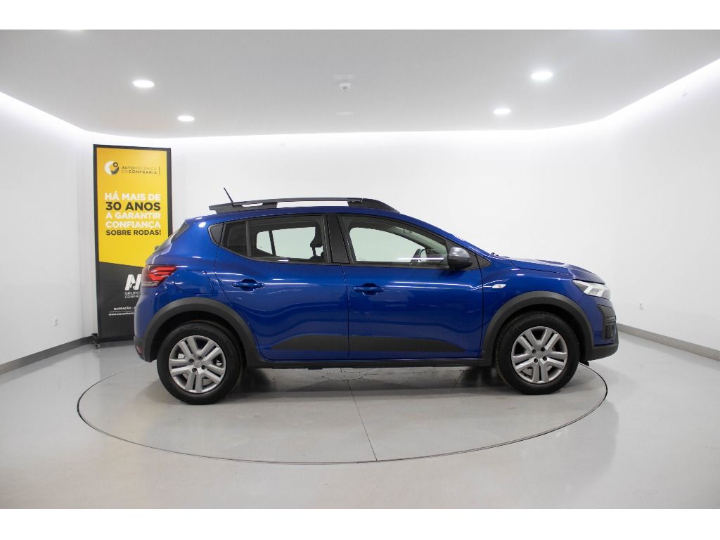 dacia-sandero-2023-gasolina-999cc