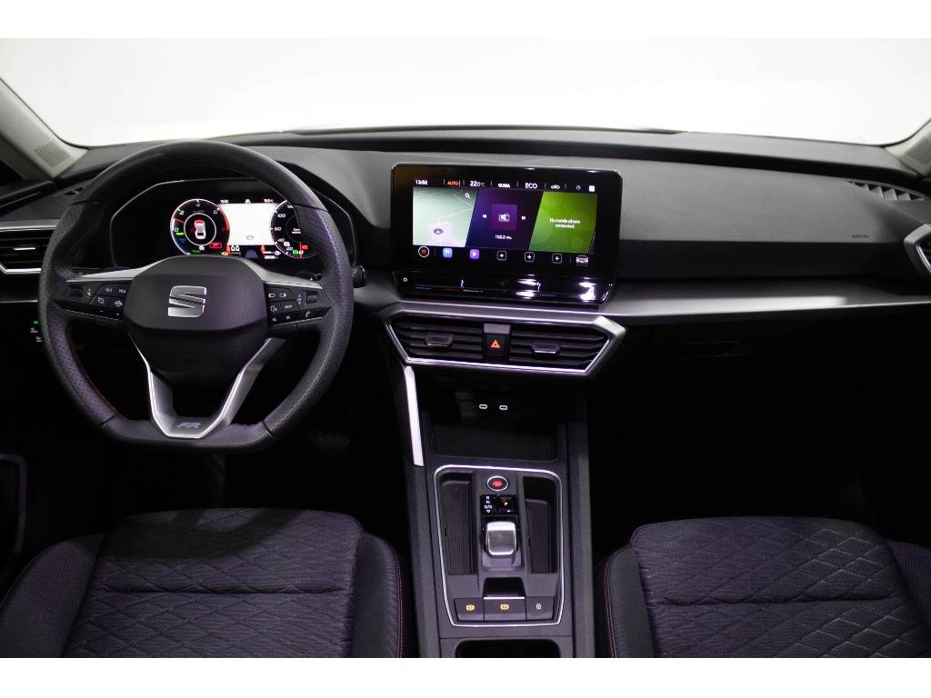 seat-leon-st-2024-hibrido-1395cc