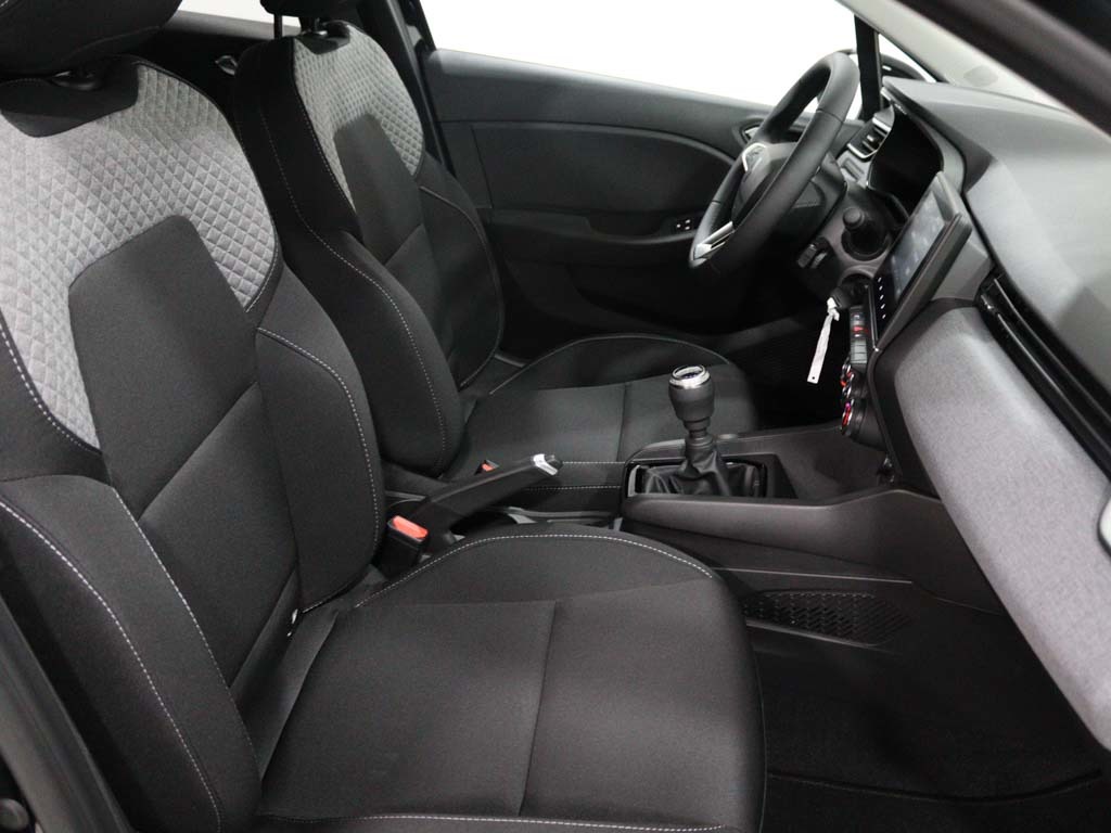 renault-clio-2025-diesel-1461cc