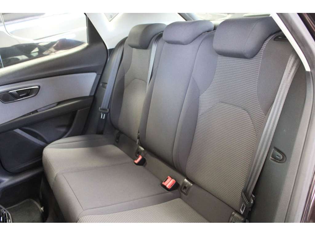 seat-leon-2018-diesel-1598cc