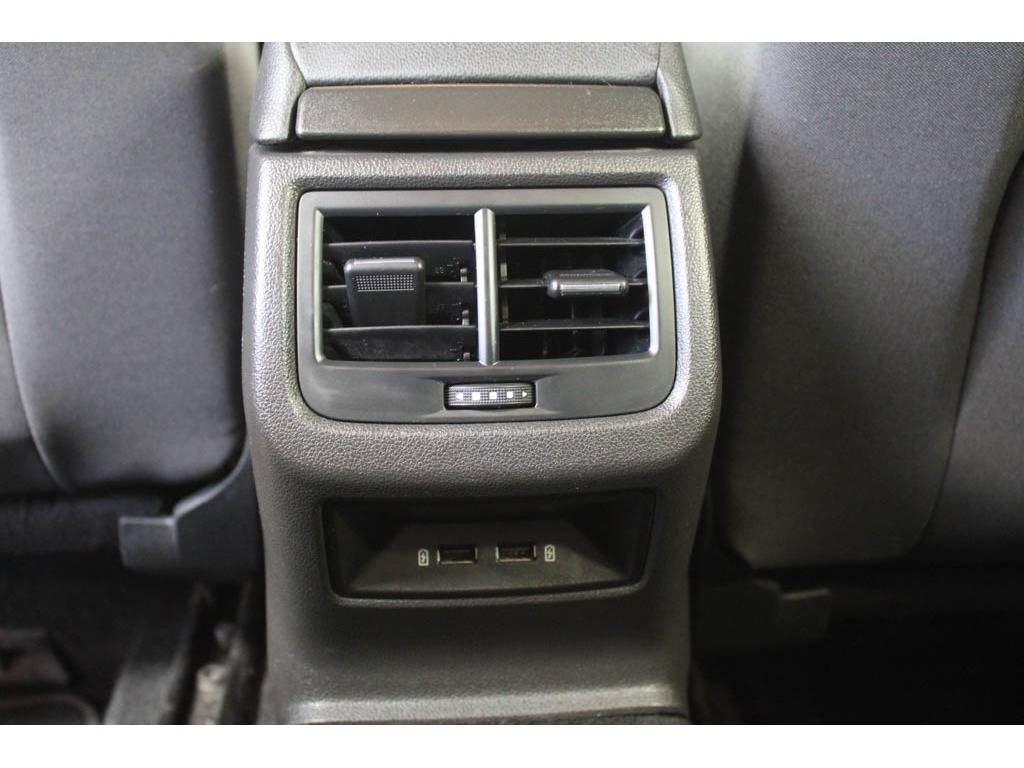 seat-leon-2018-diesel-1598cc