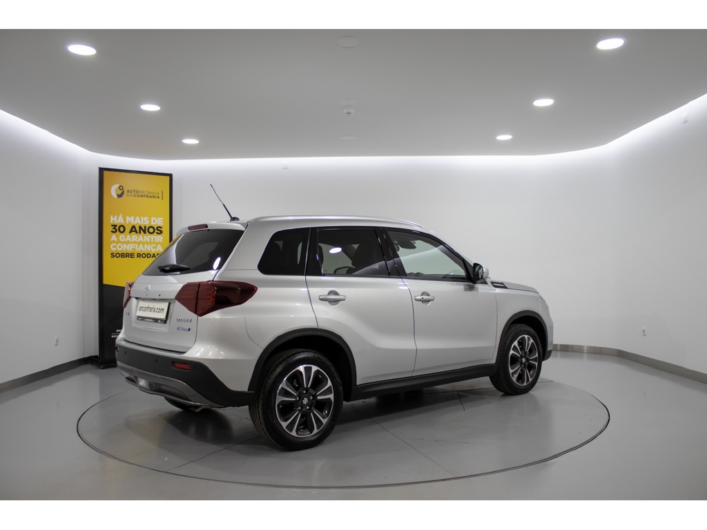 suzuki-vitara-2024-hibrido-a-gasolina-1373cc