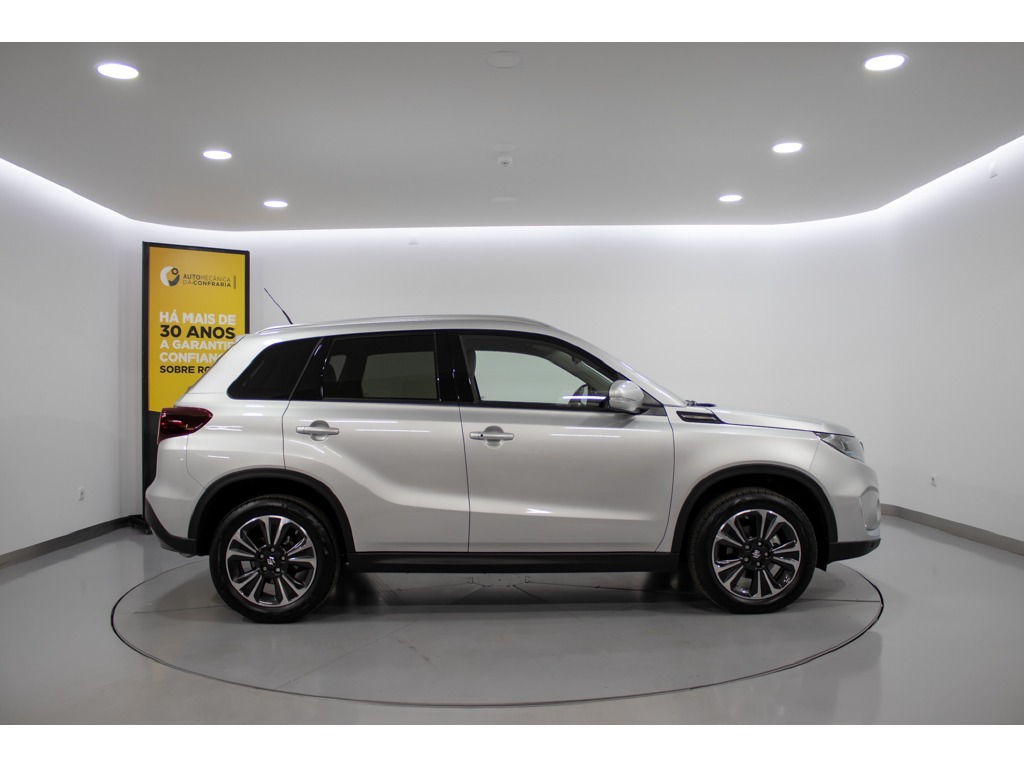 suzuki-vitara-2024-hibrido-a-gasolina-1373cc
